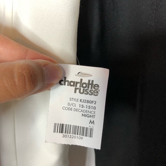 Modern Unlined Tuxedo Blazer in black and white - Picture 4 of 8